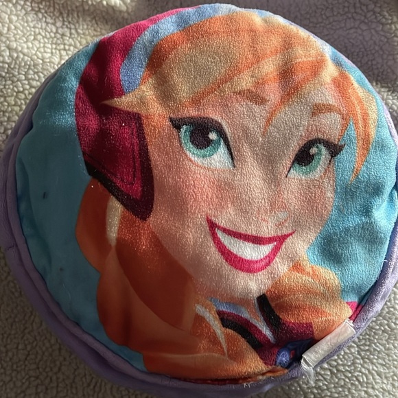 Disney Princess Circle Stuffed Throw Pillow Colorful DOUBLE SIDED BED/CHAIR - Picture 4 of 4